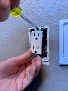 Electrical Outlet Repair Clinton, IA